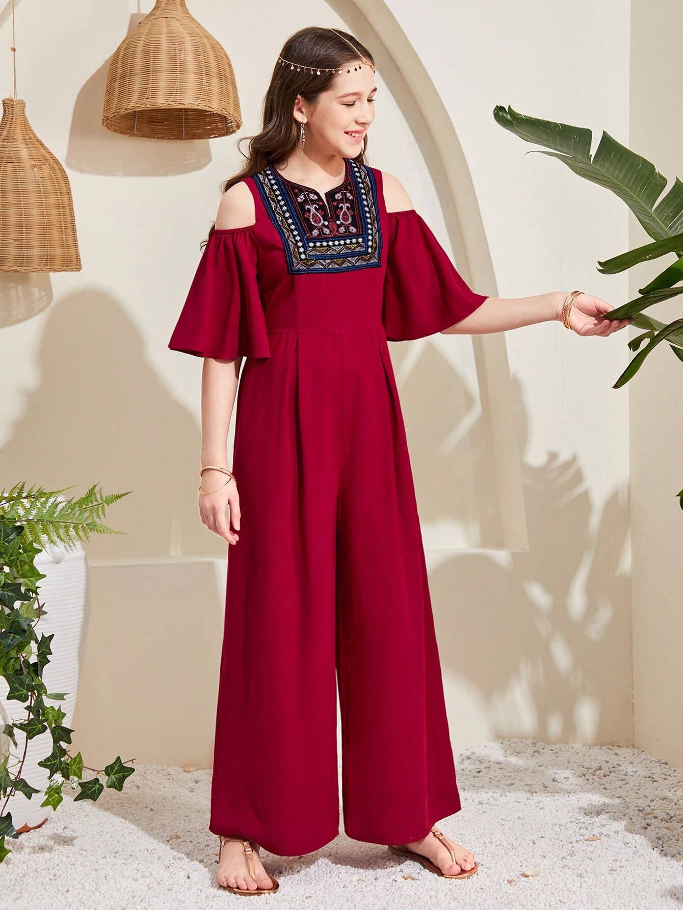 Teen Girl's Embroidered Jumpsuit With Off-Shoulder Design And Wide Leg In Solid Color And Patchwork