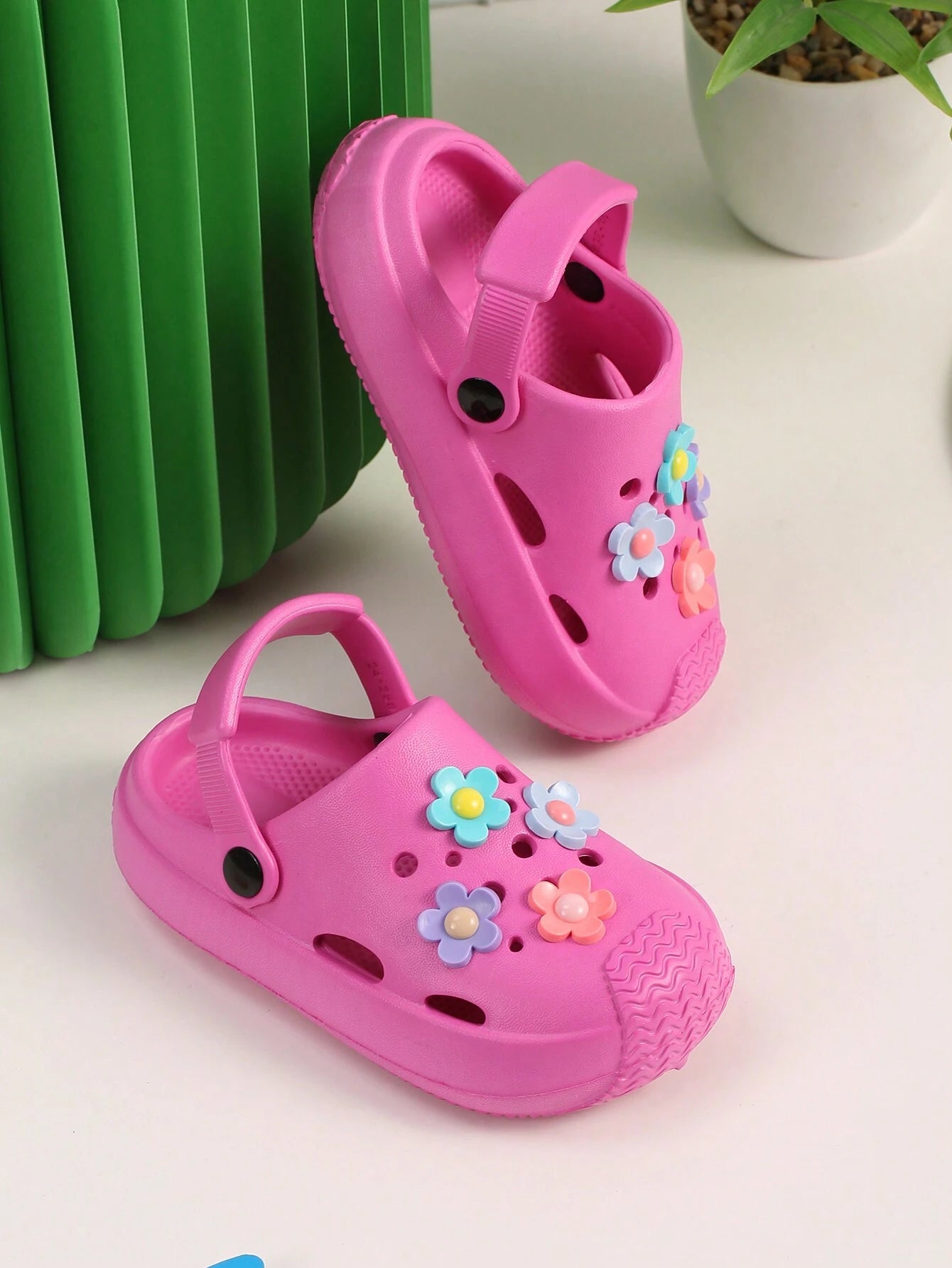 Kid's Comfortable Breathable Hole Shoes