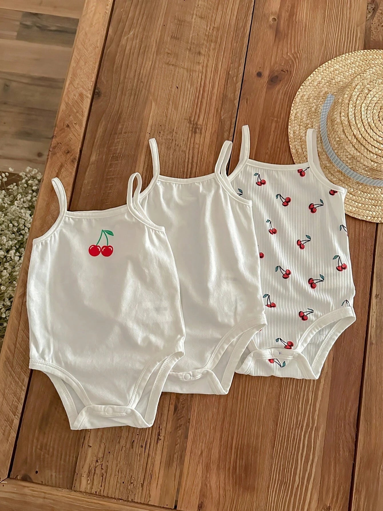3pcs Baby Girl Casual Knitted Cartoon Patterned Romper With Open Crotch Strap Top White