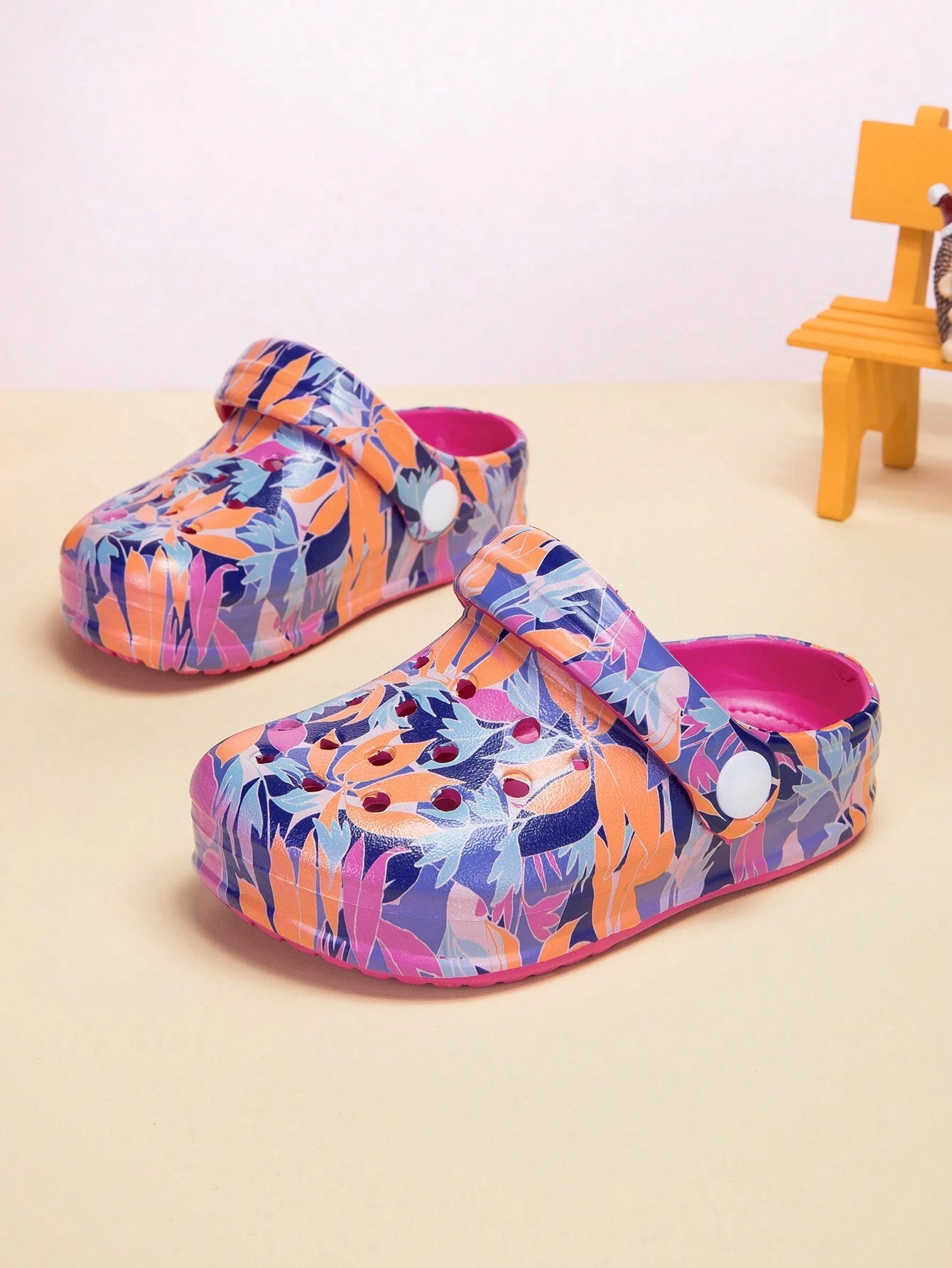 Kids' Flower Patterned Sandals