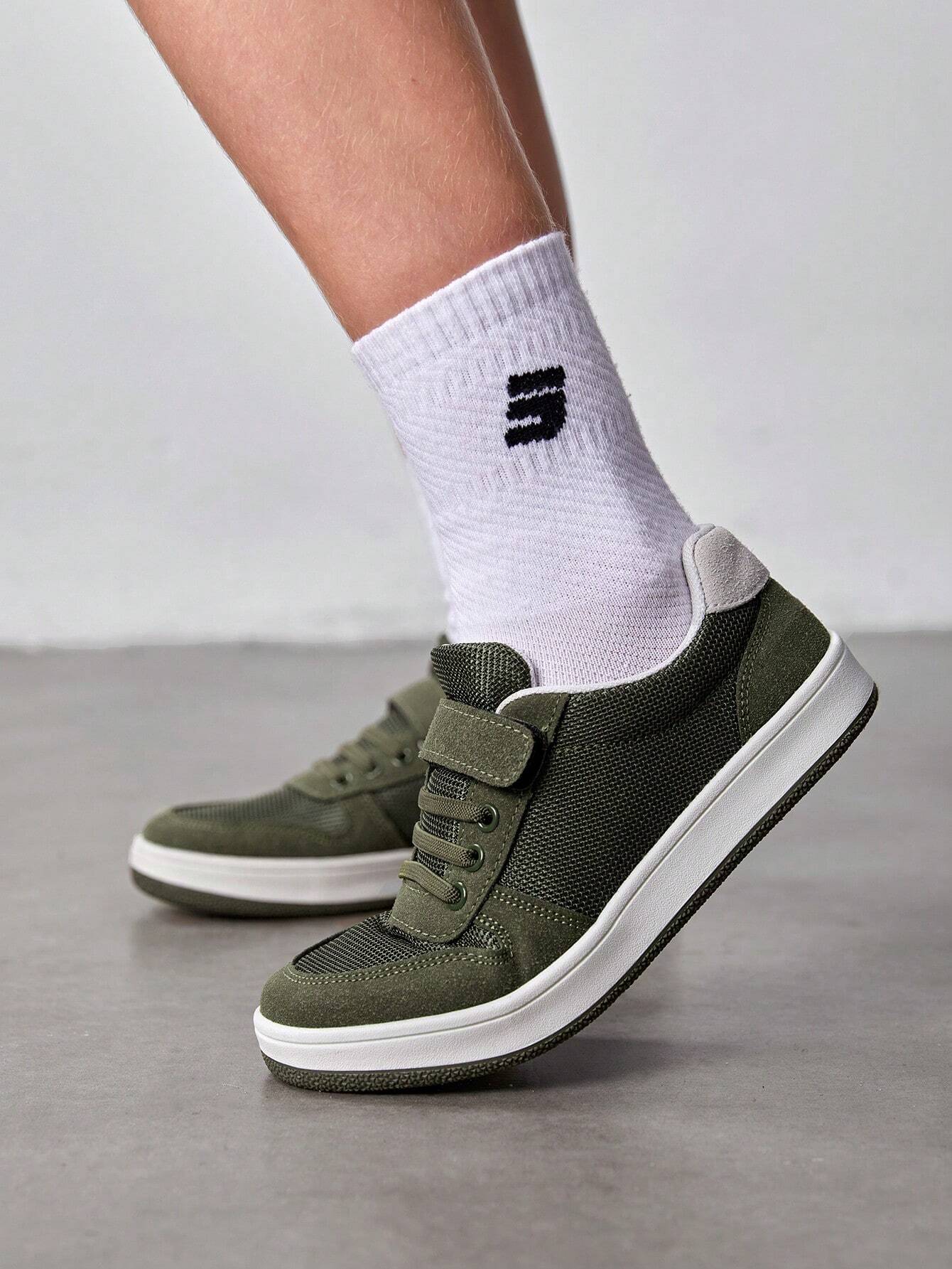 All-Match Green Outdoor Patchwork Comfortable Flat Sports Shoes