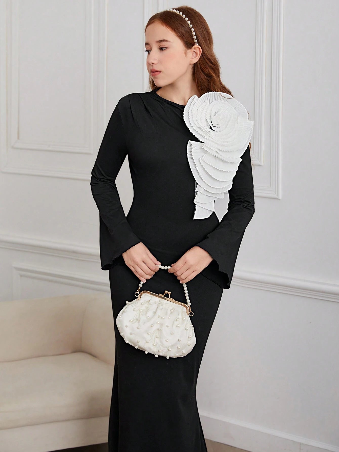 Teen Girl Elegant 3D Floral Decor Round Neck Long Sleeve Mermaid Hem Fitted Long Dress