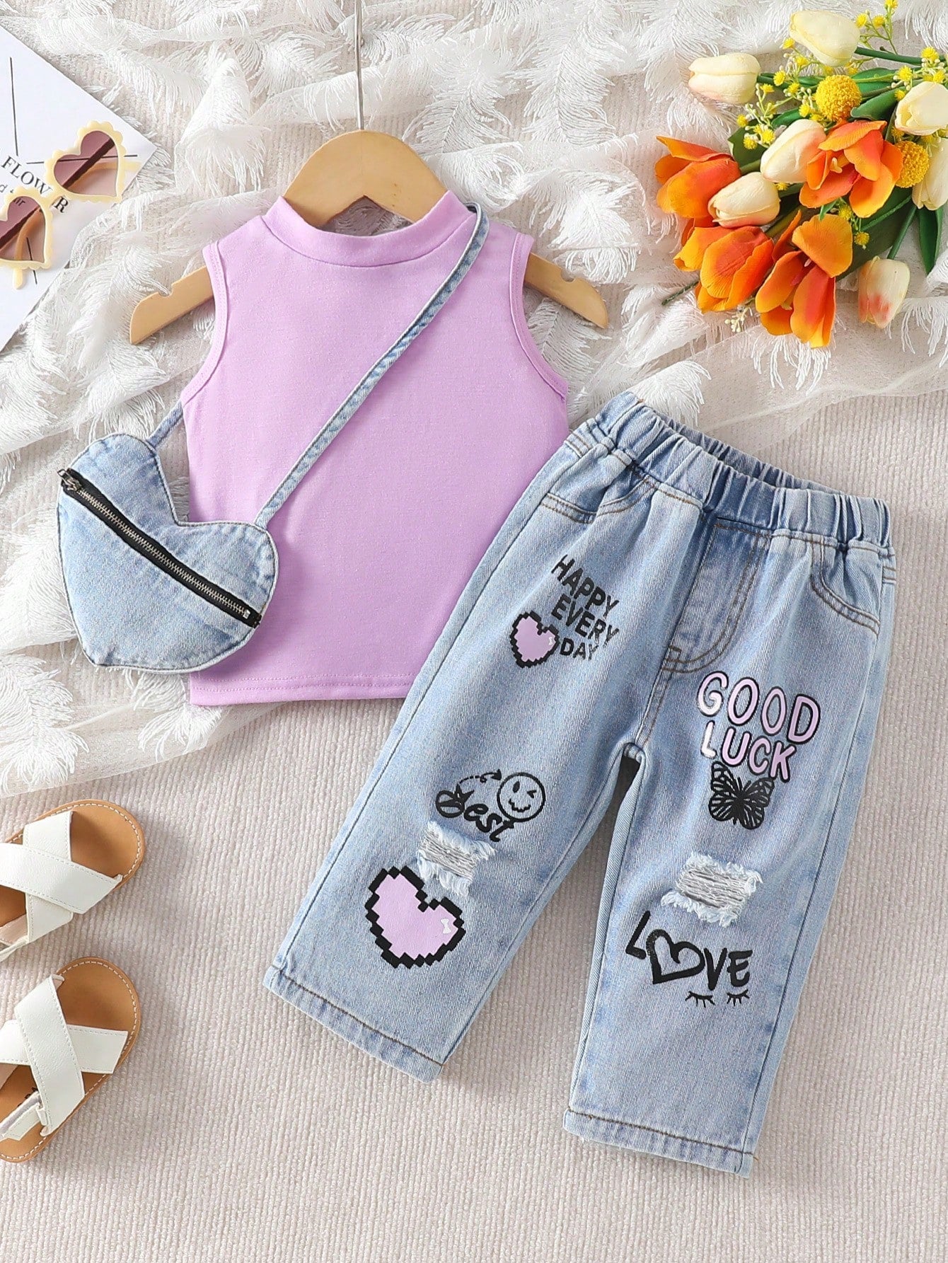 Baby Girl Casual Solid Color Collar Vest & Slogan Heart Printed Ripped Jeans Set Purple