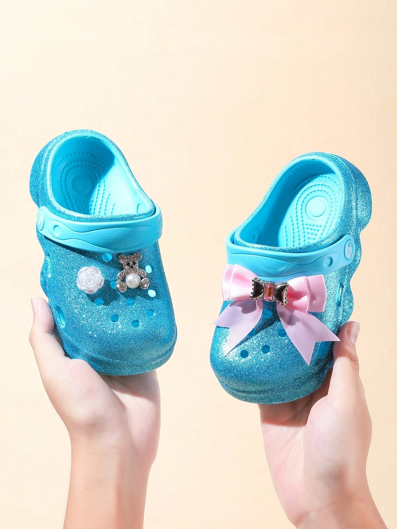 Fashionable Flower Decor Soft Sole Toddler/Kids Hole Shoes Blue