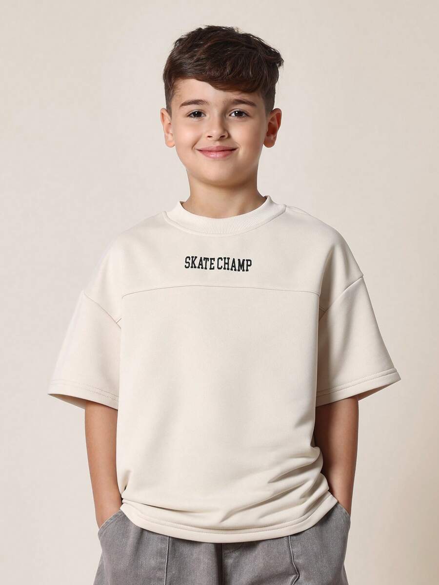 Tween Boys Comfy Regular Fit Short Sleeve Tee With Graphic Print And Washed Cargo Short