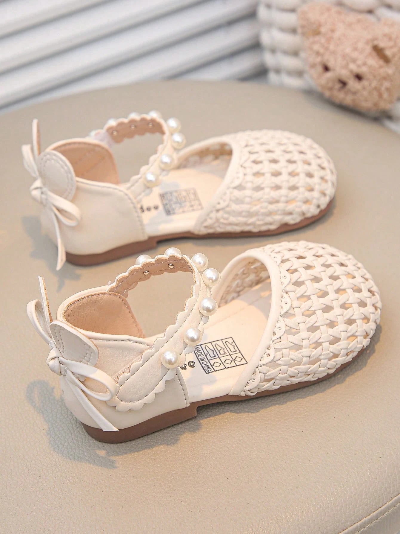 1 Pair New Fashion Elegant Girl Frill Ankle Strap Soft Anti-Slip Flat Princess Sandals