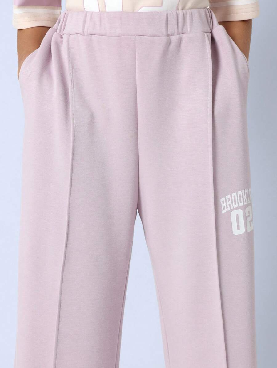 Tween Girls Comfy Elbow Sleeve Chicago Graphic Print Tee And Pink Sweatpants With Pleats