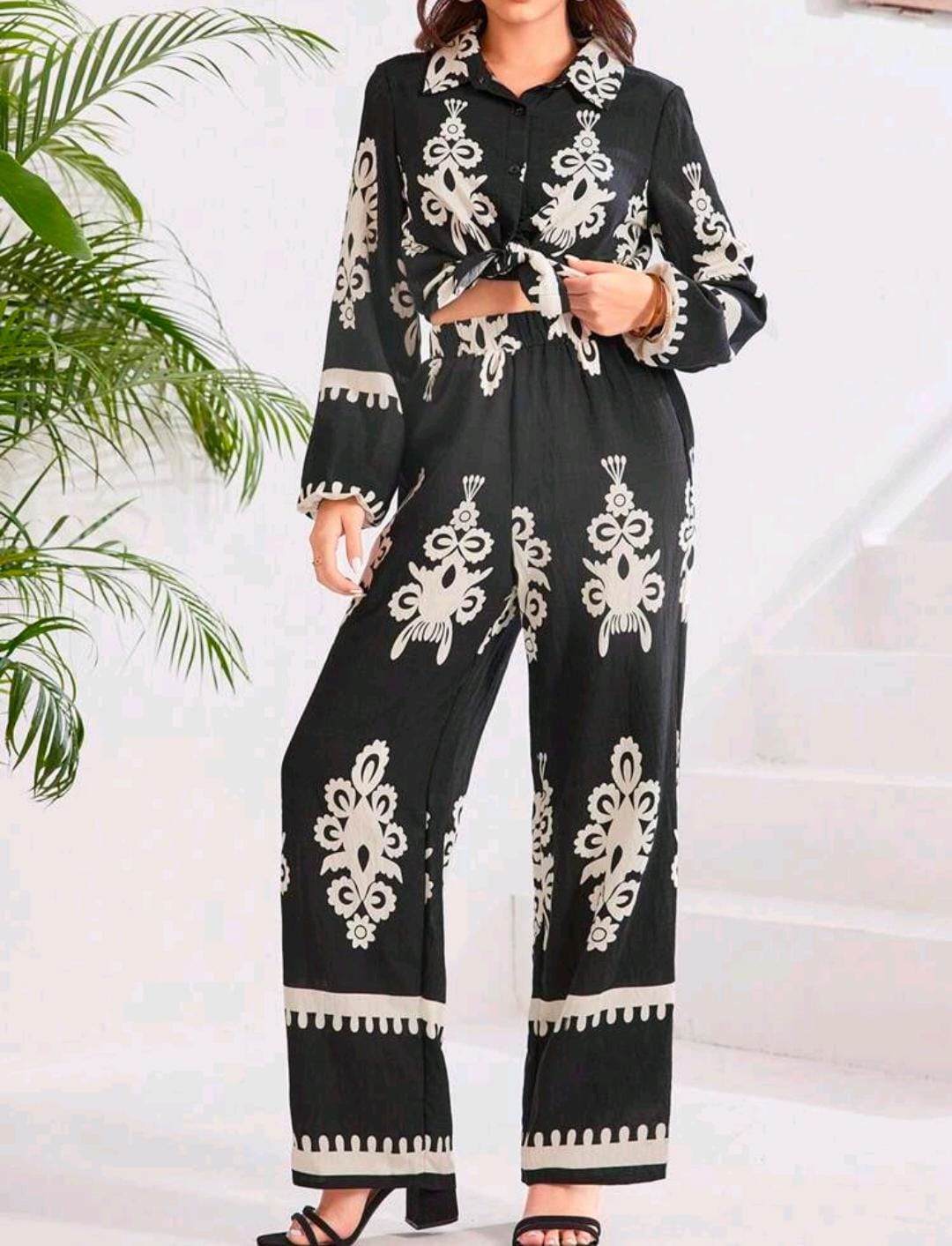 2pcs Boho Holiday Random Retro Print Front Button Long Sleeve Top And Pants